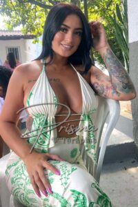 thayla 03